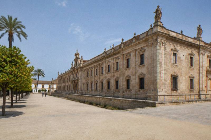 ESSENTIAL SEVILLE FREE TOUR