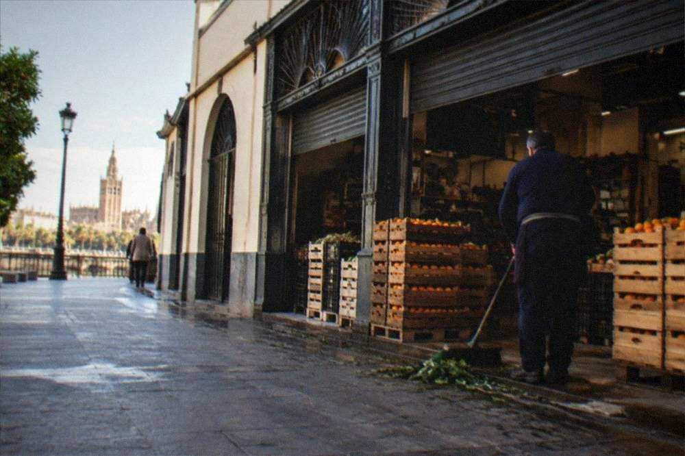 Stalls inside the Mercado de Triana market hall